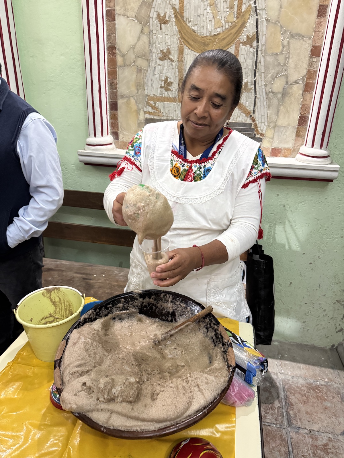 This famous drink in Puebla is called espuma de cacao (aka cacao foam).